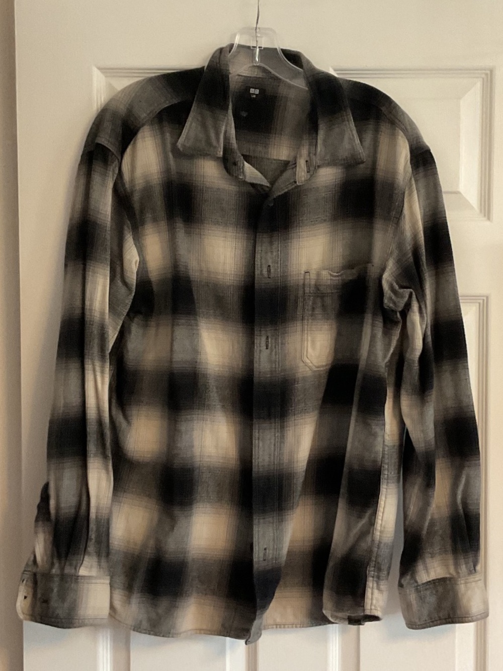 🤩Uniqlo Plaid  Flannel Shirt  Jacket. - size L